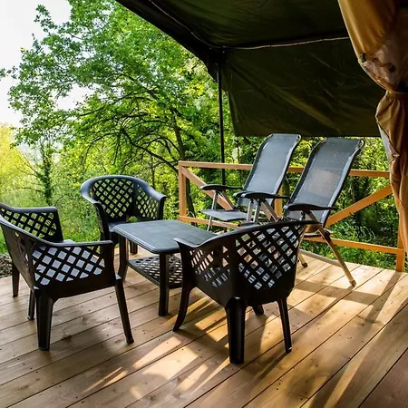 Safari Tent At Kemp Stribrny Rybnik * Hradec Králové
