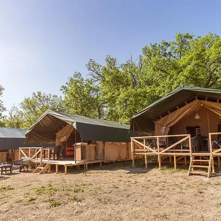 Tente de luxe Safari Tent At Kemp Stribrny Rybnik Hradec Králové
