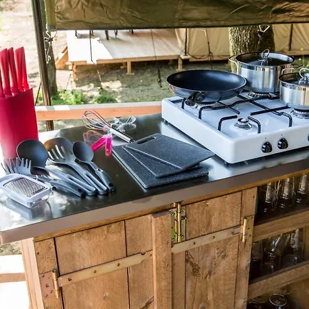 Safari Tent At Kemp Stribrny Rybnik * Hradec Králové